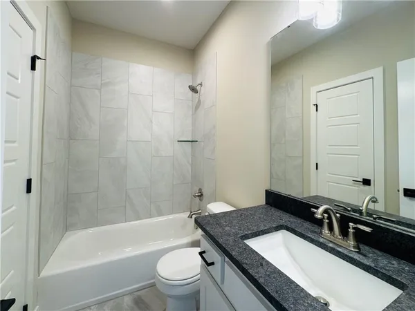 $699,900 | 12855 North Arbor Way, Platte City, MO 64079