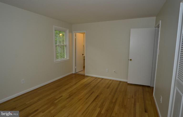 2306 Short Ridge Road Reston, VA 20191 - Photo 11 of 21 Bedroom #4 also has a full private bathroom.