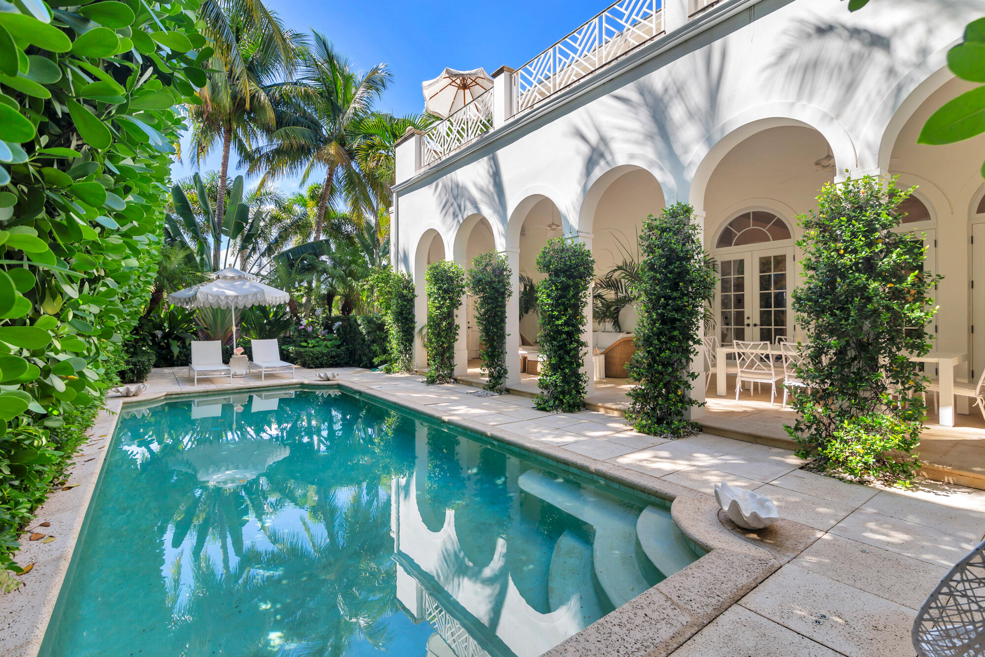 119 Alpine Road West Palm Beach, FL 33405 - Photo 25 of 30 a front view of house with yard