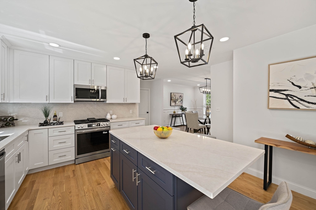 5 Clarendon Holbrook, MA 02343 - Photo 7 of 40
