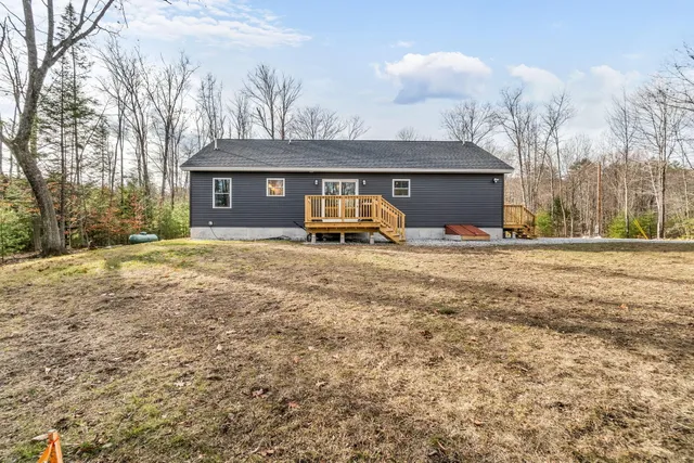 $409,900 | 79 Country Club Road, Norway, ME 04268