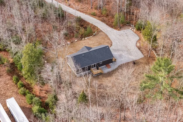 $409,900 | 79 Country Club Road, Norway, ME 04268