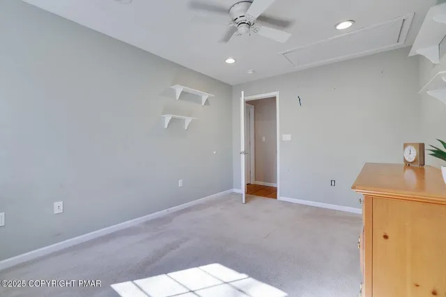 a view of a storage & utility room