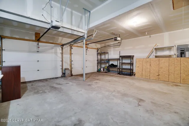 a view of a garage room