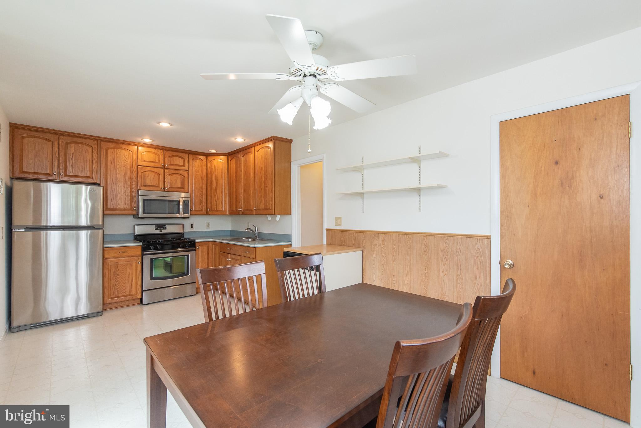 1948 Harewood Road Edgewood, MD 21040 - Photo 16 of 46 Kitchen