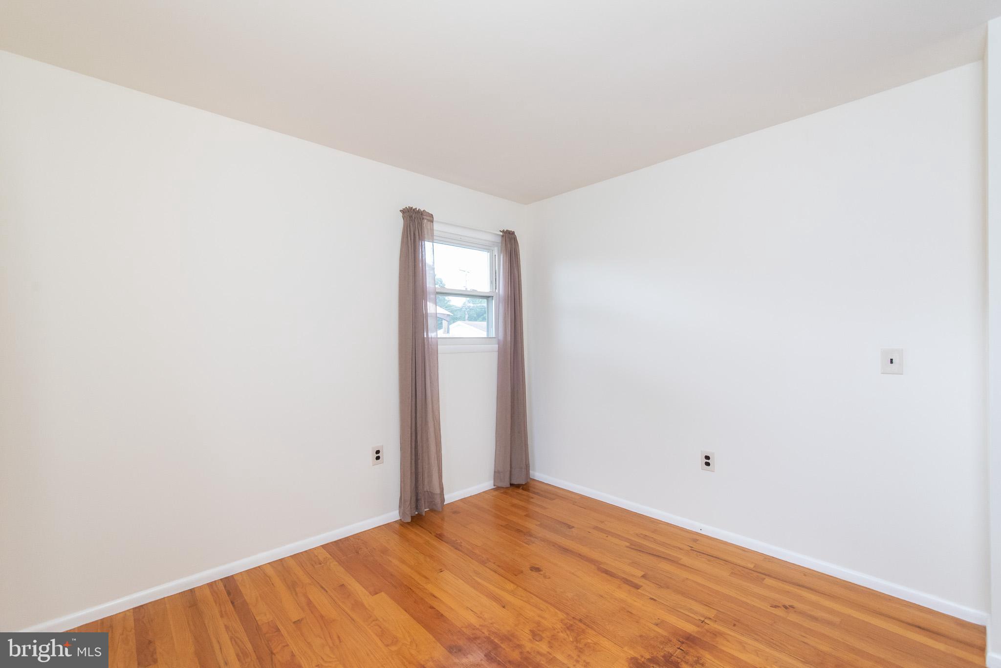 1948 Harewood Road Edgewood, MD 21040 - Photo 28 of 46 Bed 2