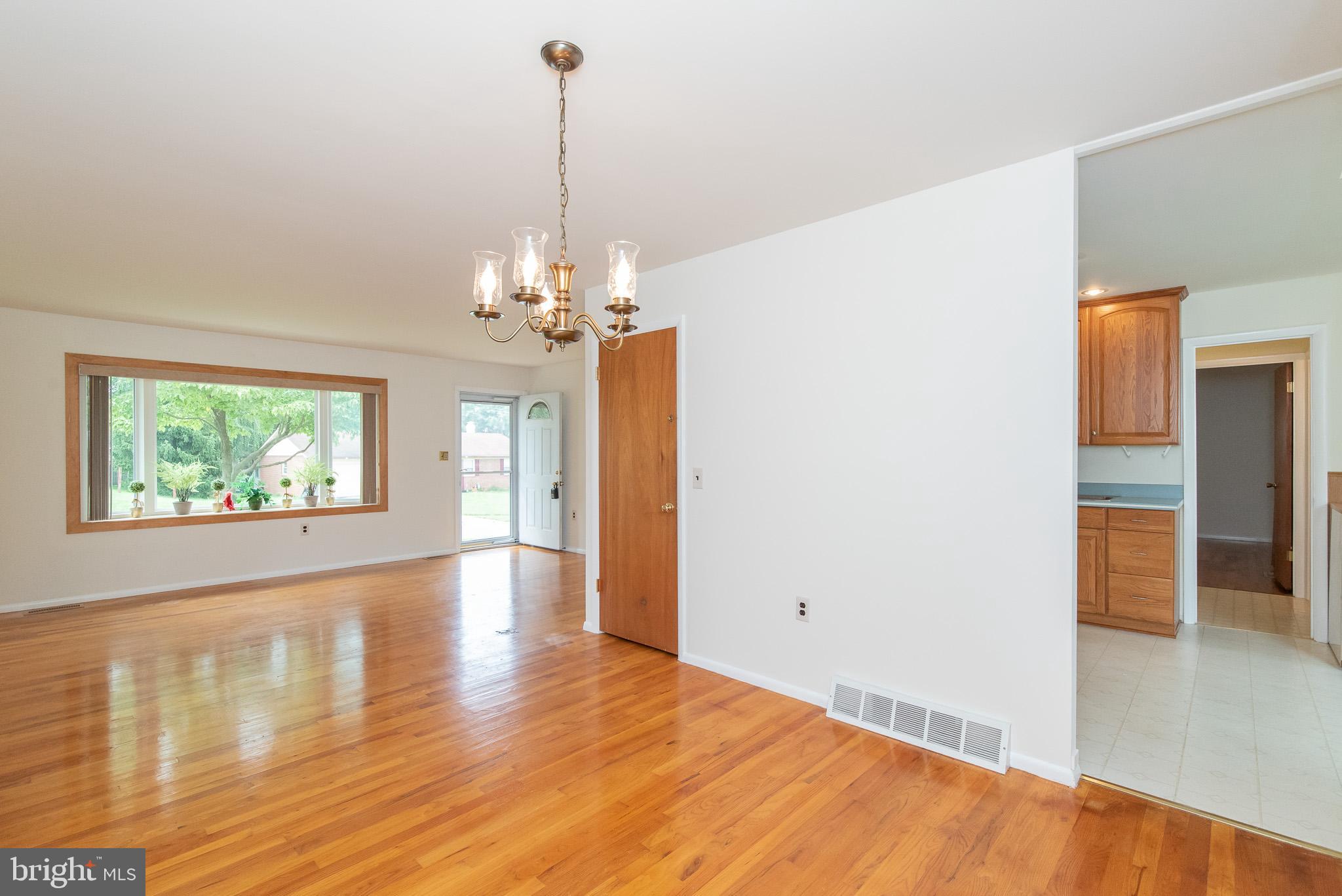 1948 Harewood Road Edgewood, MD 21040 - Photo 9 of 46 Dining Room