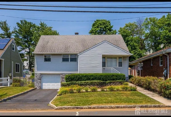 $4,500 | 123 West Kelly Street, Metuchen, NJ 08840