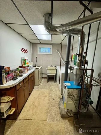 $3,500 | 123 West Kelly Street, Menlo Park Terrace, NJ 08840