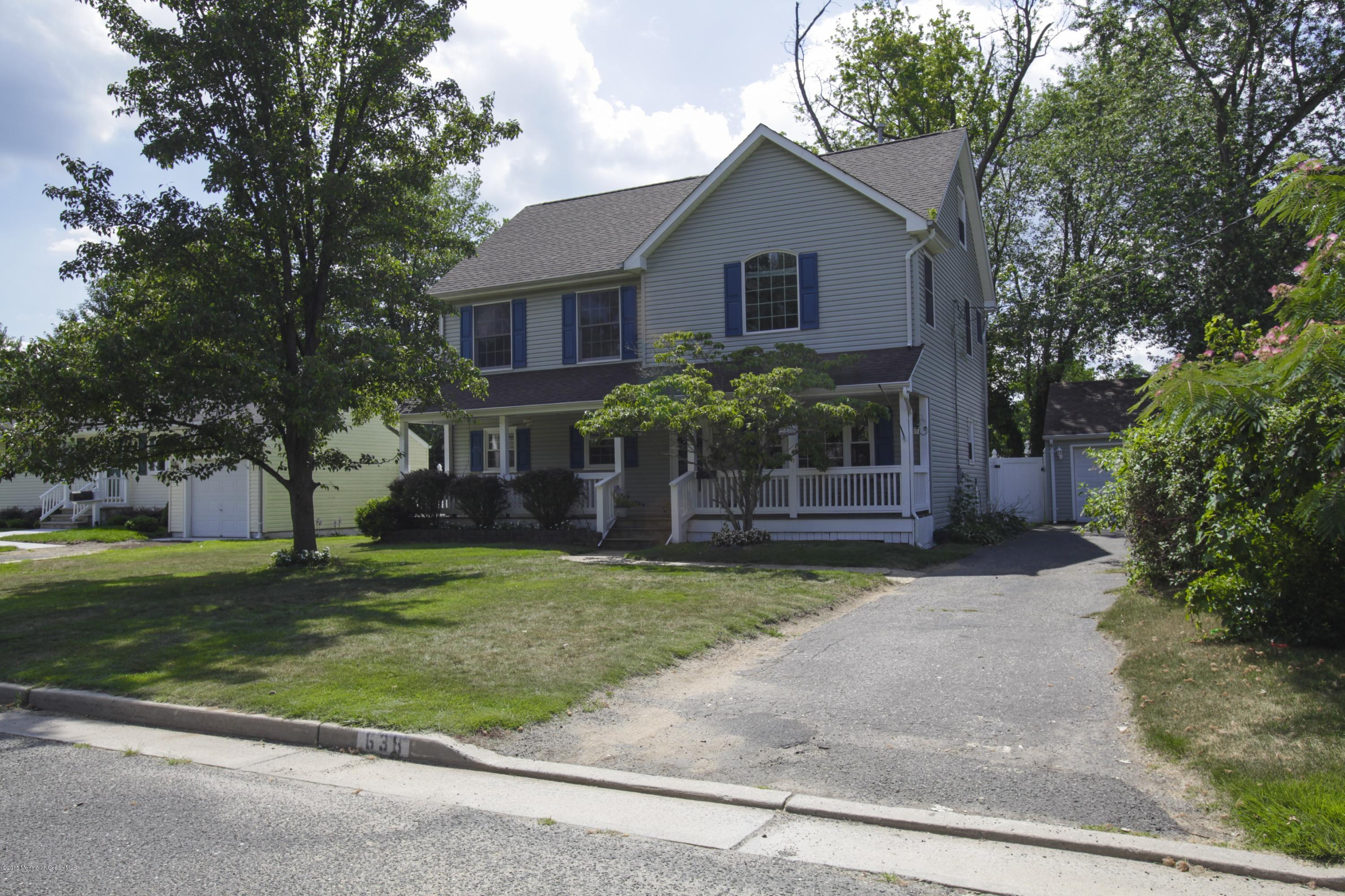 638 Hopping Road Belford, NJ 07718 - Photo 2 of 27 002_FRONT