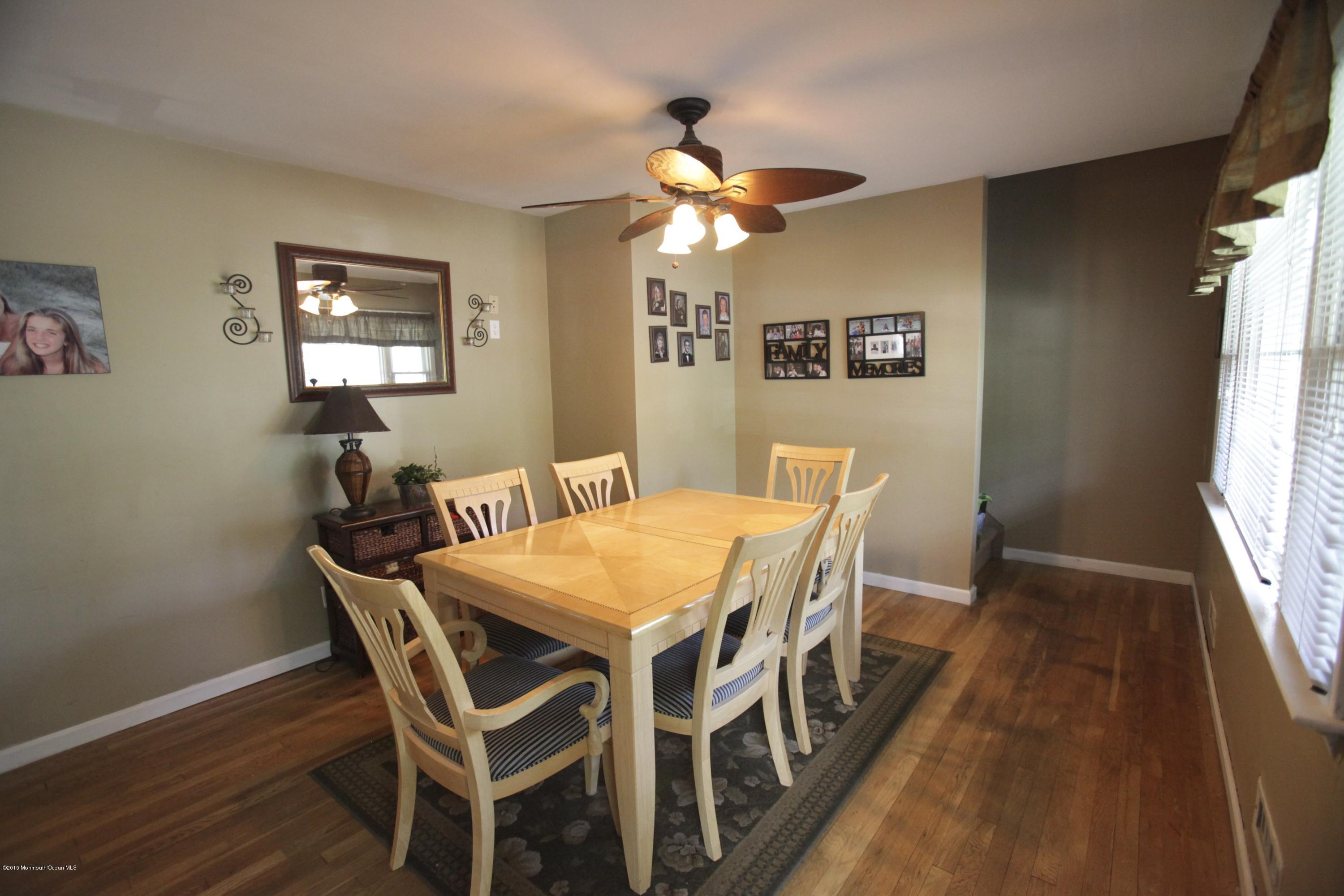 638 Hopping Road Belford, NJ 07718 - Photo 12 of 27 013_DINING ROOM