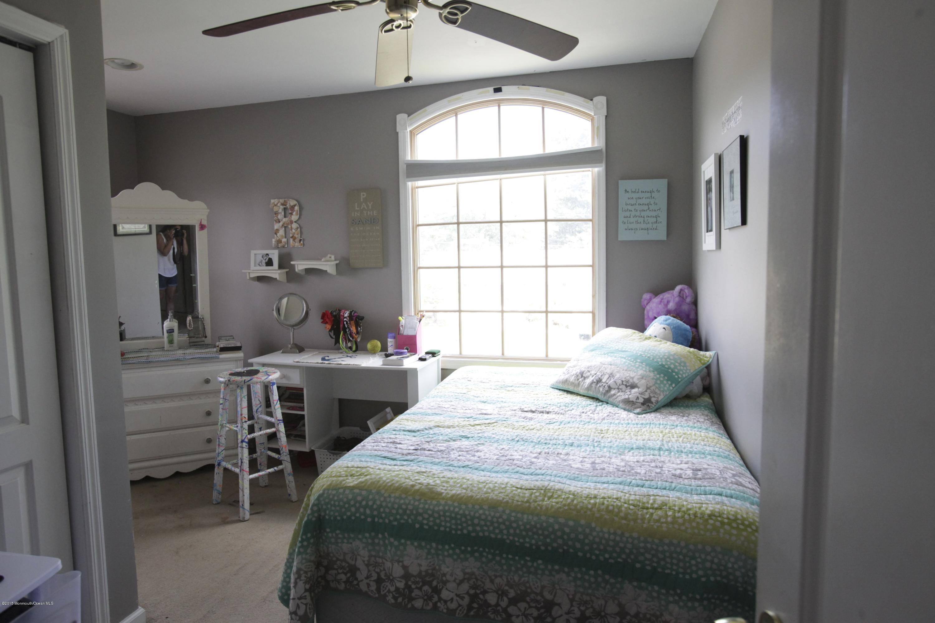 638 Hopping Road Belford, NJ 07718 - Photo 17 of 27 020_BEDROOM1