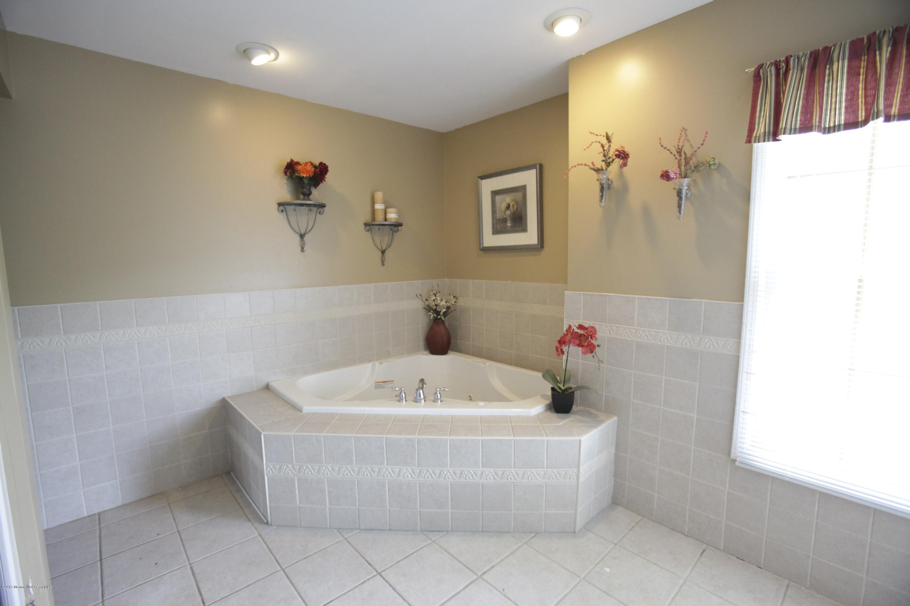638 Hopping Road Belford, NJ 07718 - Photo 19 of 27 023_FULL BATH 2nd fl