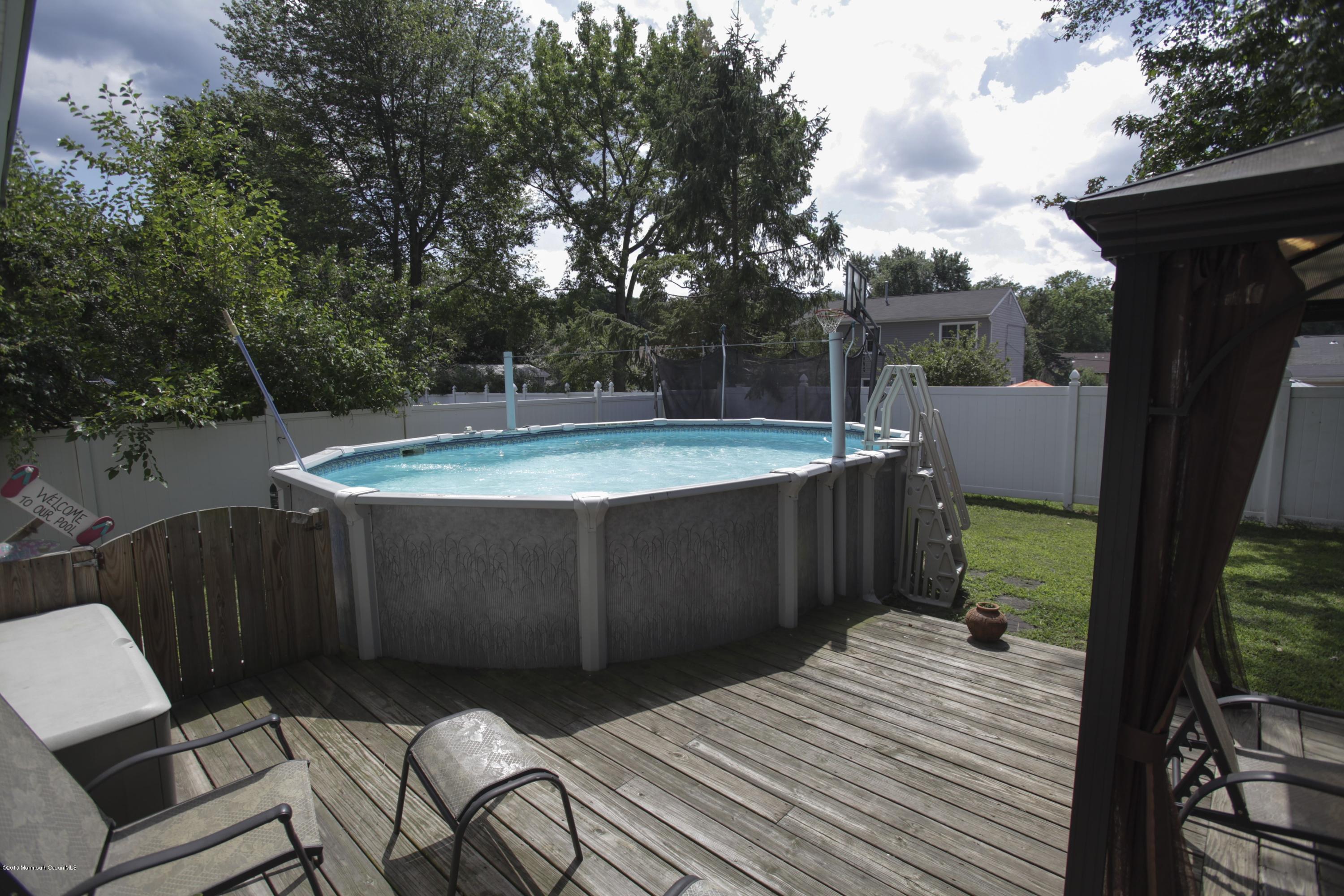 638 Hopping Road Belford, NJ 07718 - Photo 5 of 27 005_BACKYARD