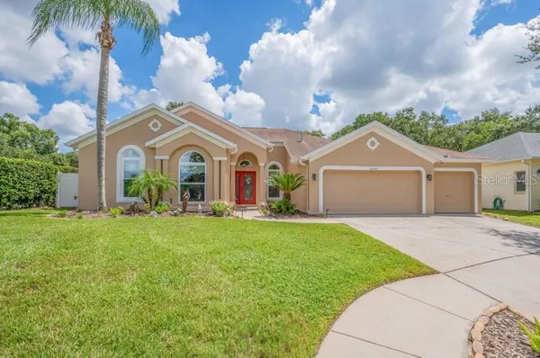 $685,000 | 1001 Split Silk Street, Valrico, FL 33594