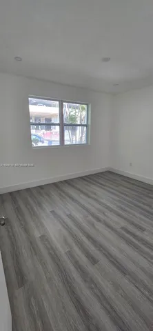 $2,950 | Royal Poinciana, Hollywood, FL 33020