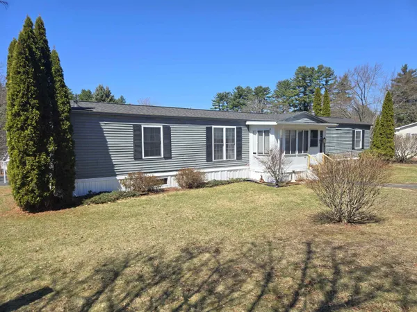 $179,900 | 91 Zachary Drive, Hooksett, NH 03106