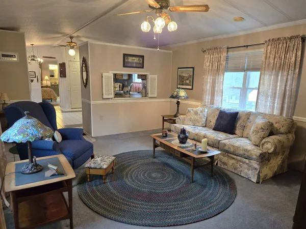 $179,900 | 91 Zachary Drive, Hooksett, NH 03106