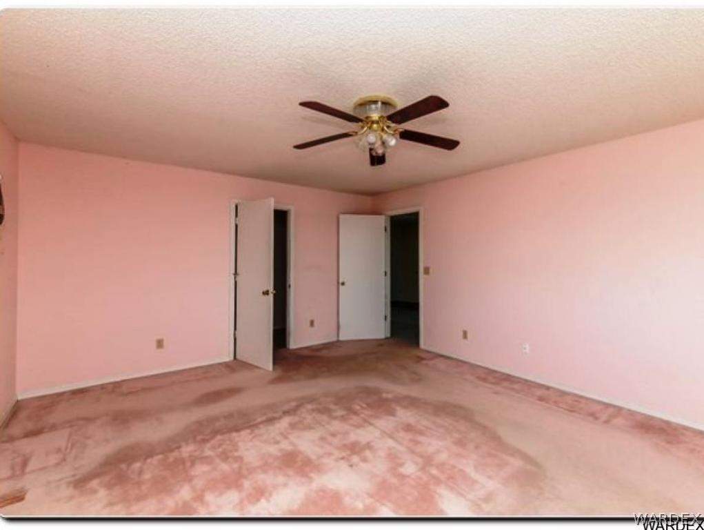 785 Pegasus Ranch Road Bullhead City, AZ 86429 - Photo 17 of 33 Master Bedroom