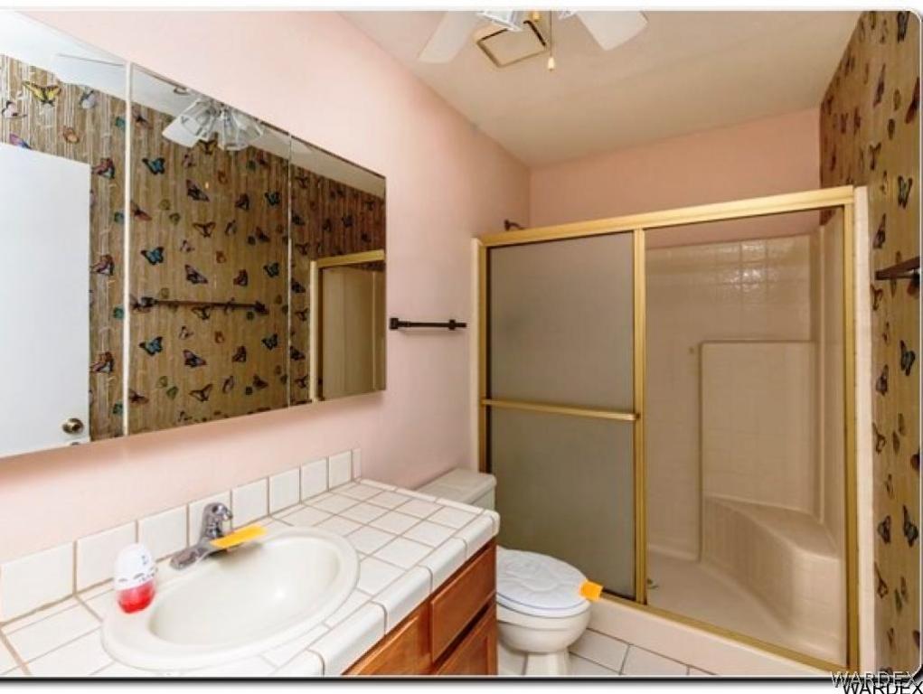 785 Pegasus Ranch Road Bullhead City, AZ 86429 - Photo 21 of 33 Guest Bathroom