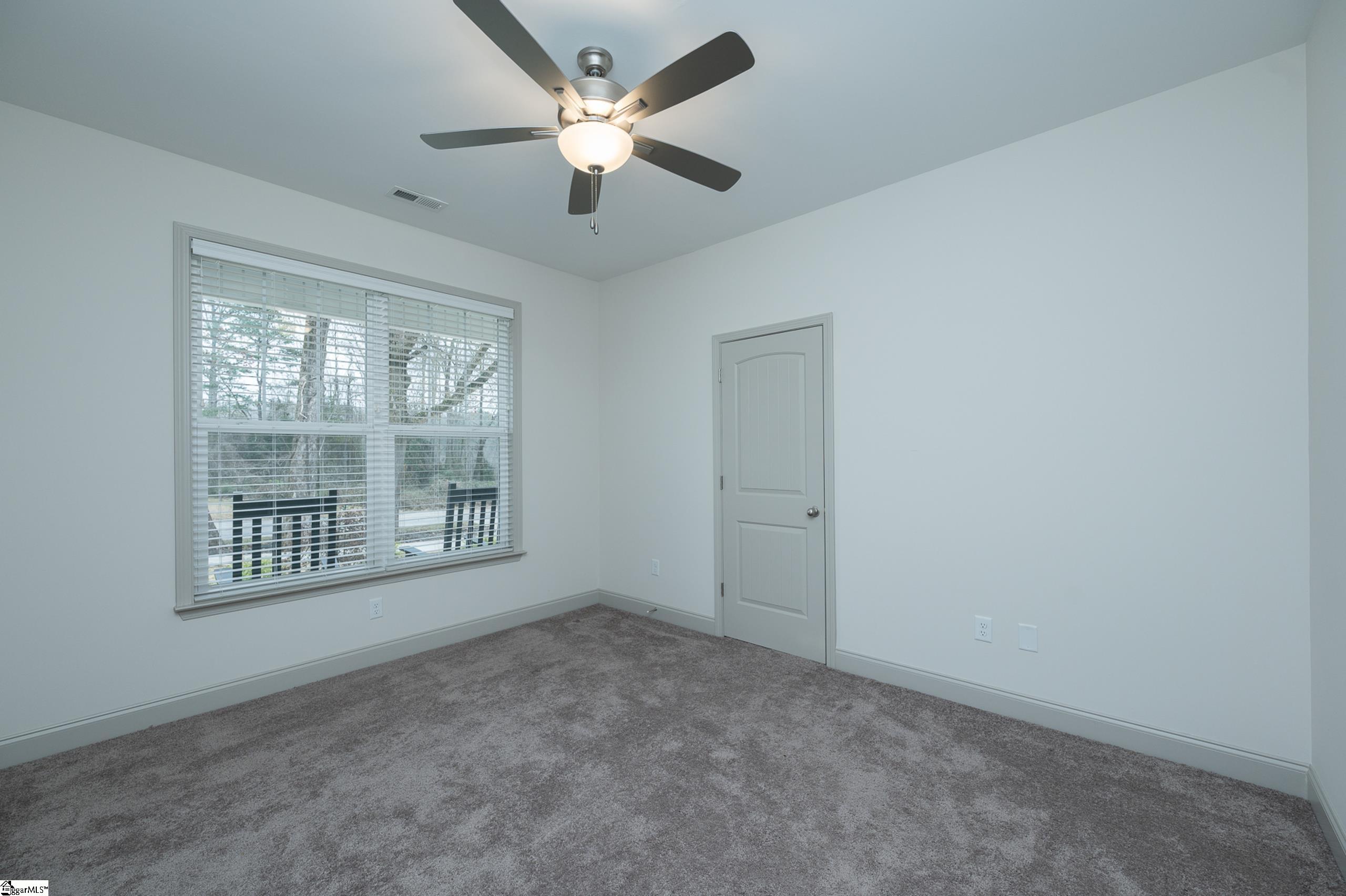 313 Groce Meadow Road Taylors, SC 29687 - Photo 6 of 39