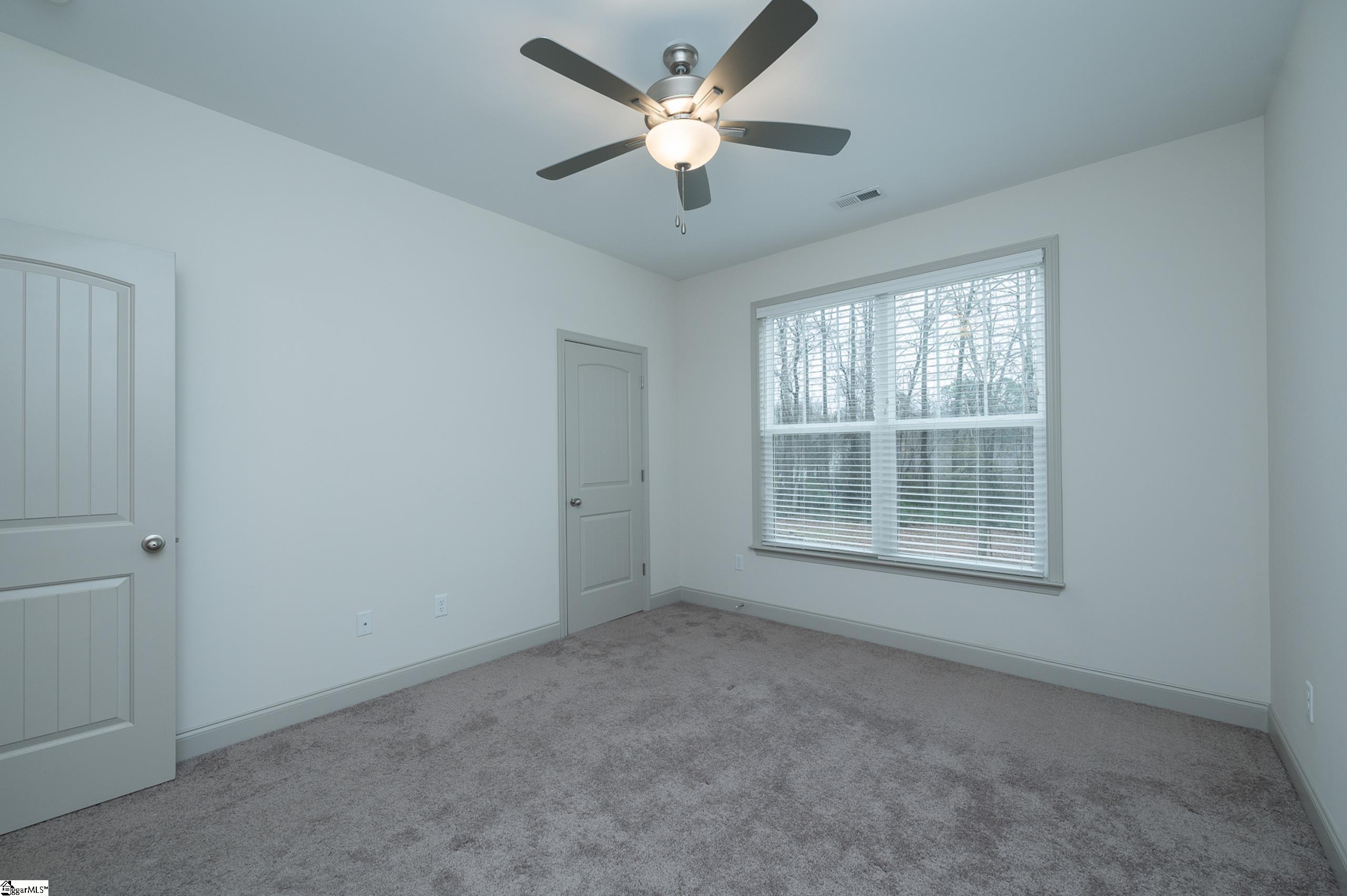 313 Groce Meadow Road Taylors, SC 29687 - Photo 7 of 39