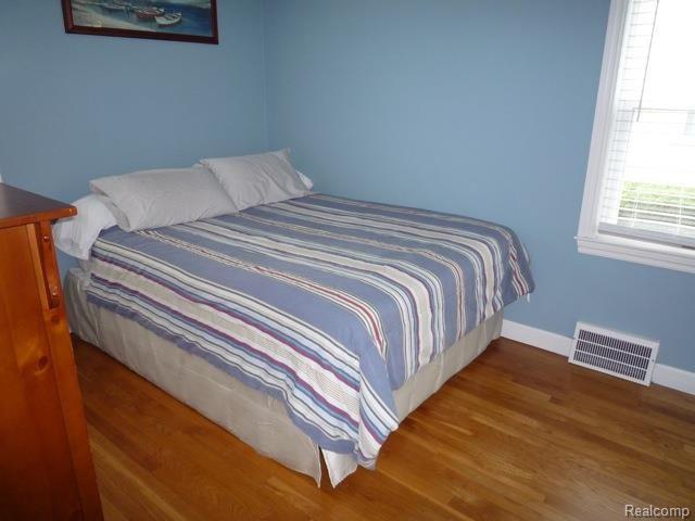2055 Harvard Road Berkley, MI 48072 - Photo 9 of 19 Bedroom2.jpg