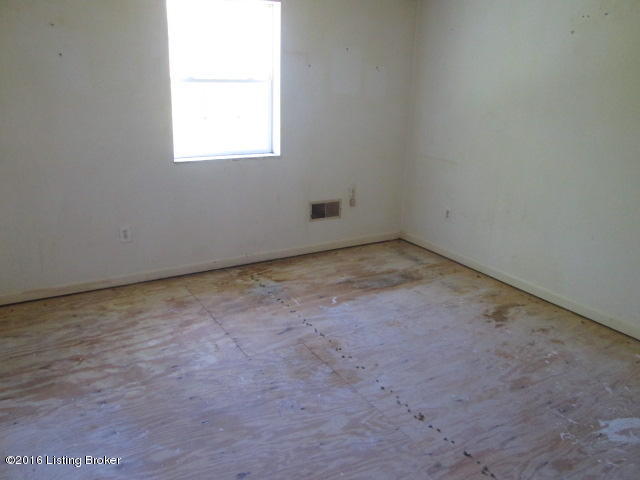 4817 Hopewell Road Louisville, KY 40299 - Photo 11 of 23 Bedroom