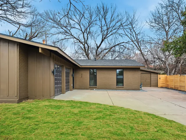 $625,000 | 620 Amesbury Lane, Austin, TX 78752