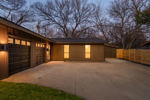 $625,000 | 620 Amesbury Lane, Austin, TX 78752