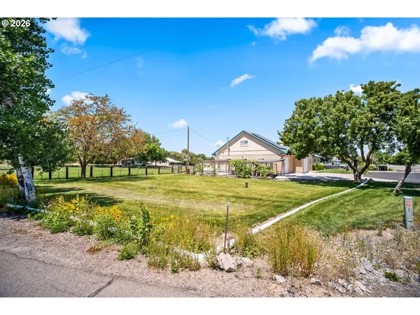 $535,000 | 350 Snowmoody Way, Ontario, OR 97914