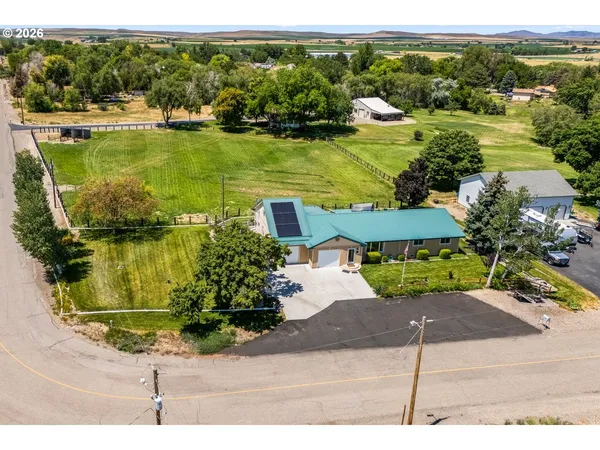 $535,000 | 350 Snowmoody Way, Ontario, OR 97914