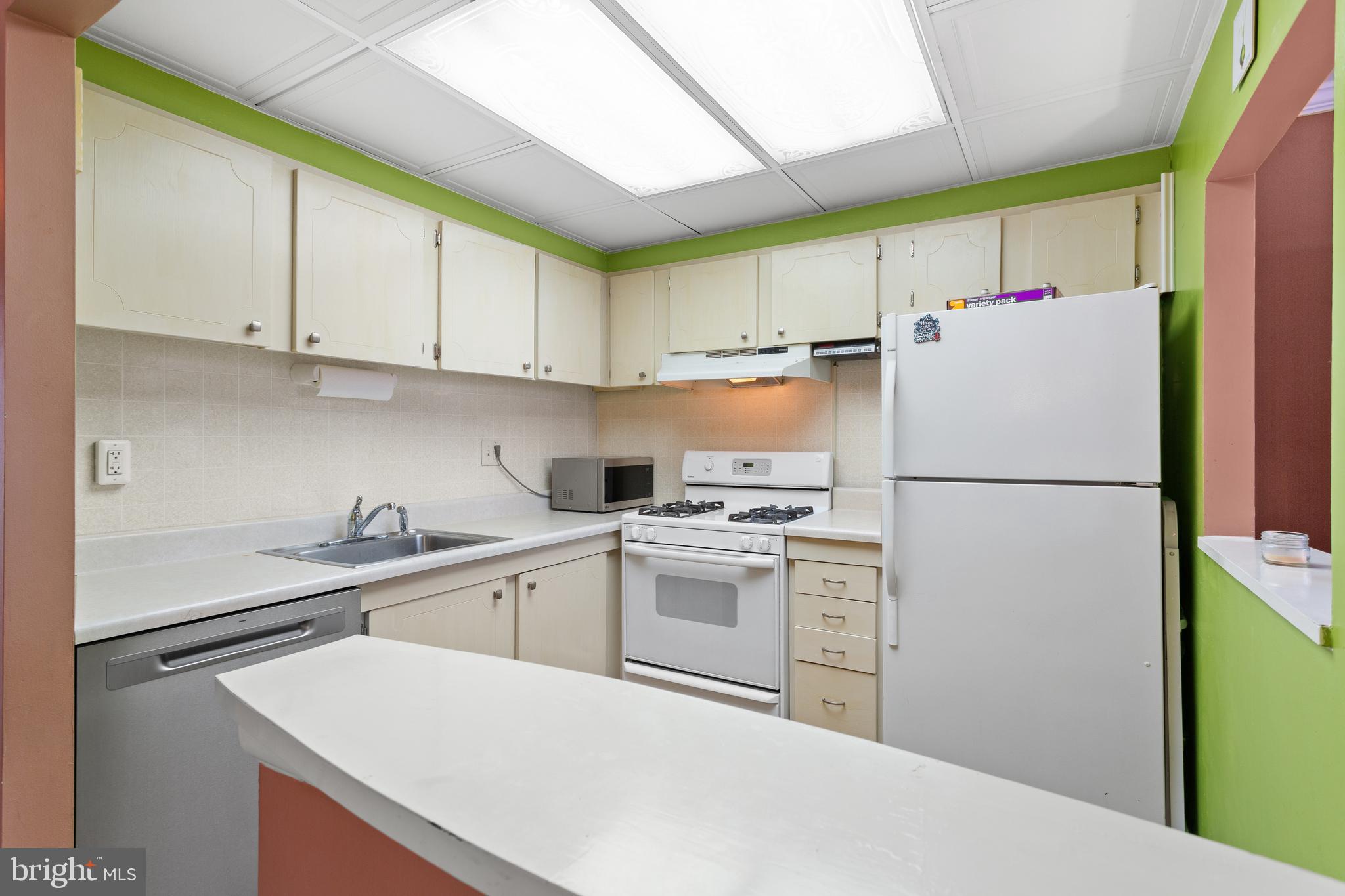 3524 Kyle Road Philadelphia, PA 19154 - Photo 7 of 28