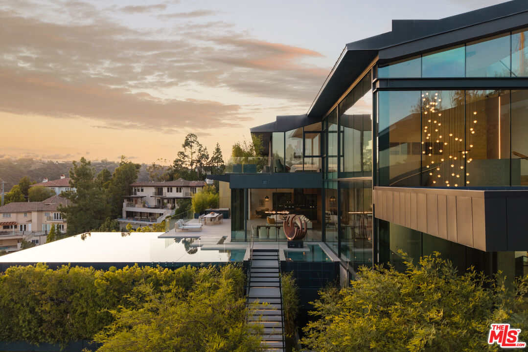 1853 Bel Air Road Los Angeles, CA 90077 - Photo 46 of 54