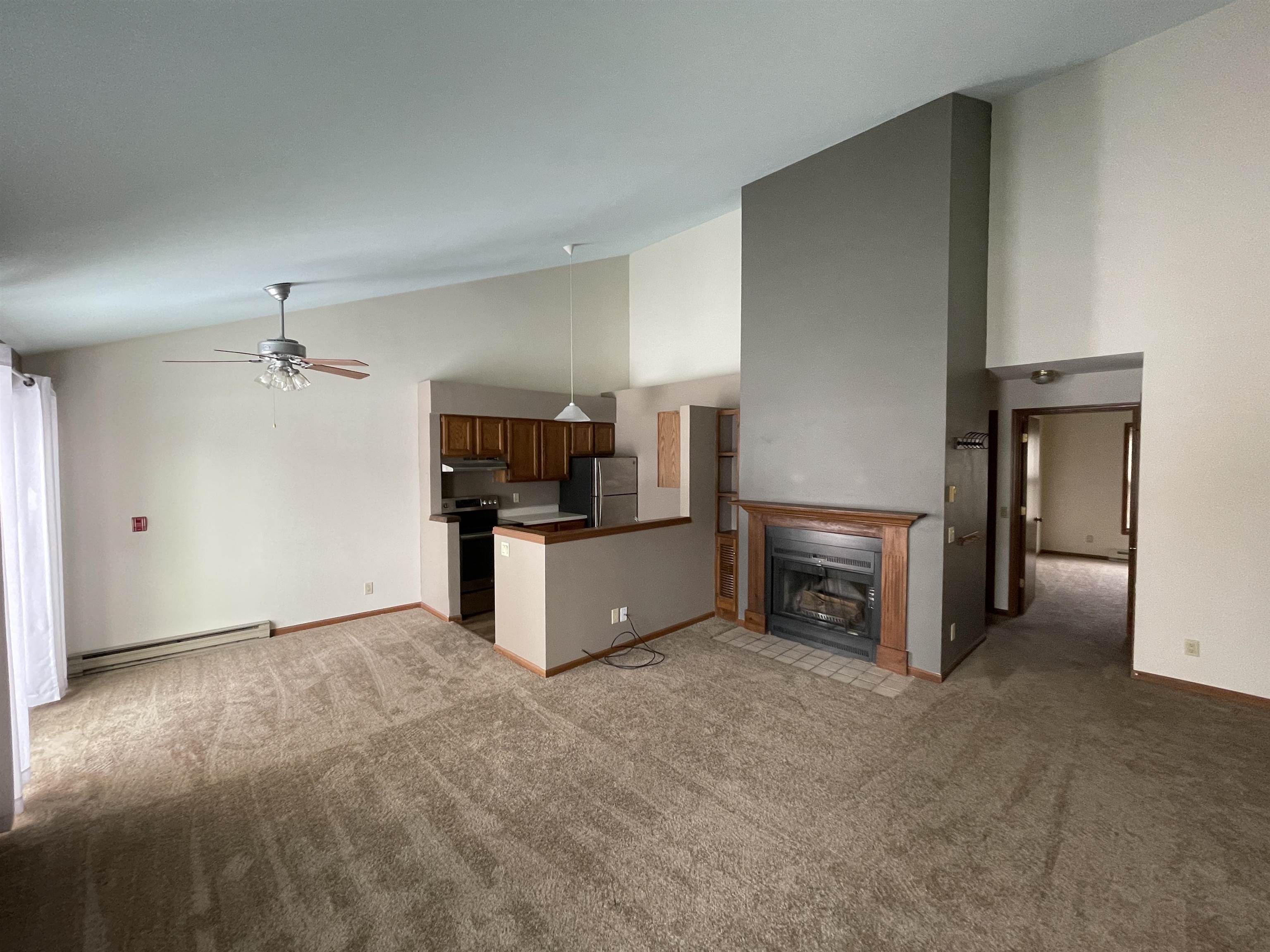6710 Park Ridge Drive, Unit C Madison, WI 53719 - Photo 3 of 13