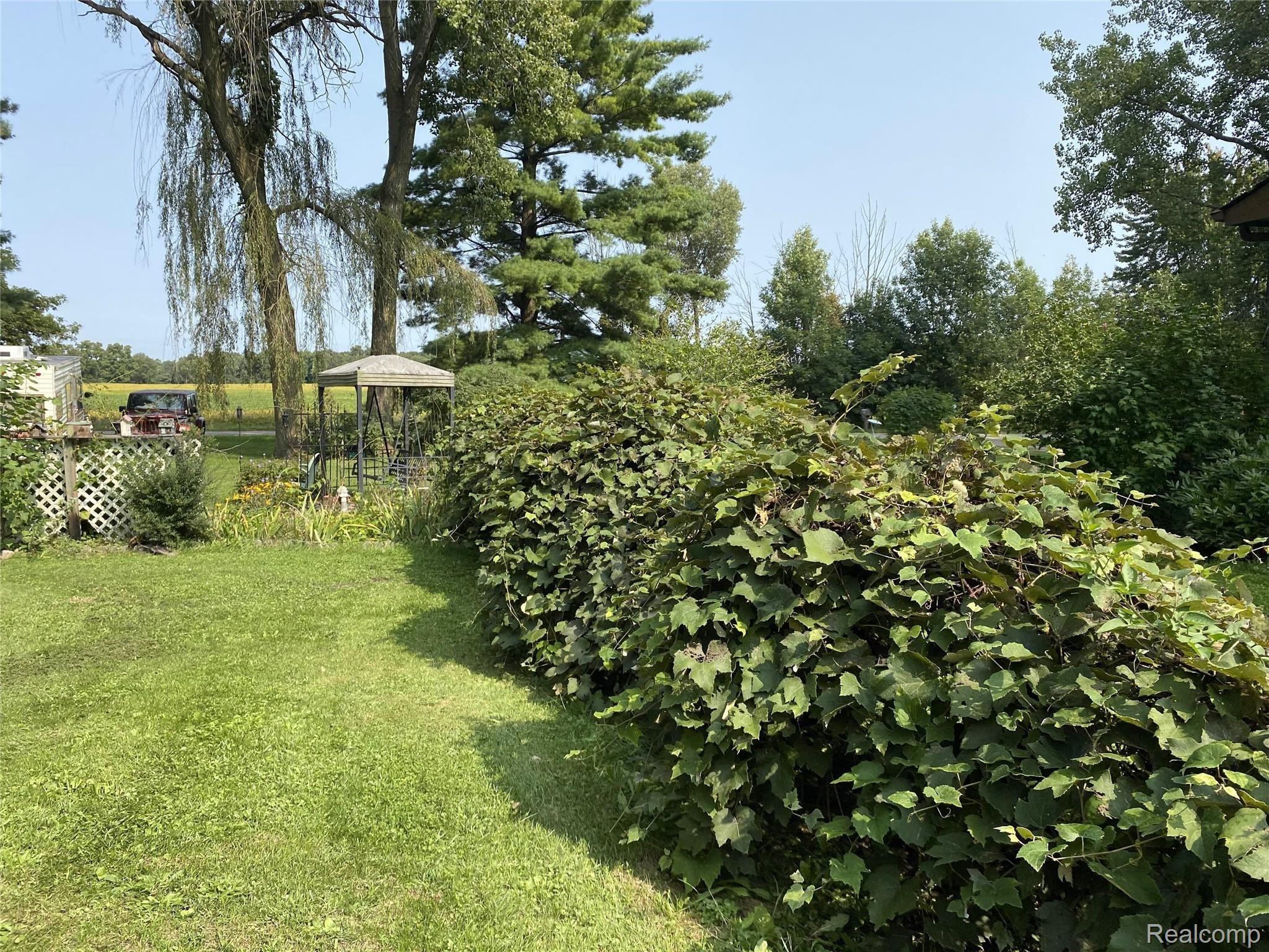 5166 Iosco Road Webberville, MI 48892 - Photo 25 of 33 IMG_8813.jpg