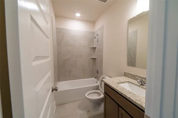 $330,900 | 2051 Winepress Road, Brenham, TX 77833