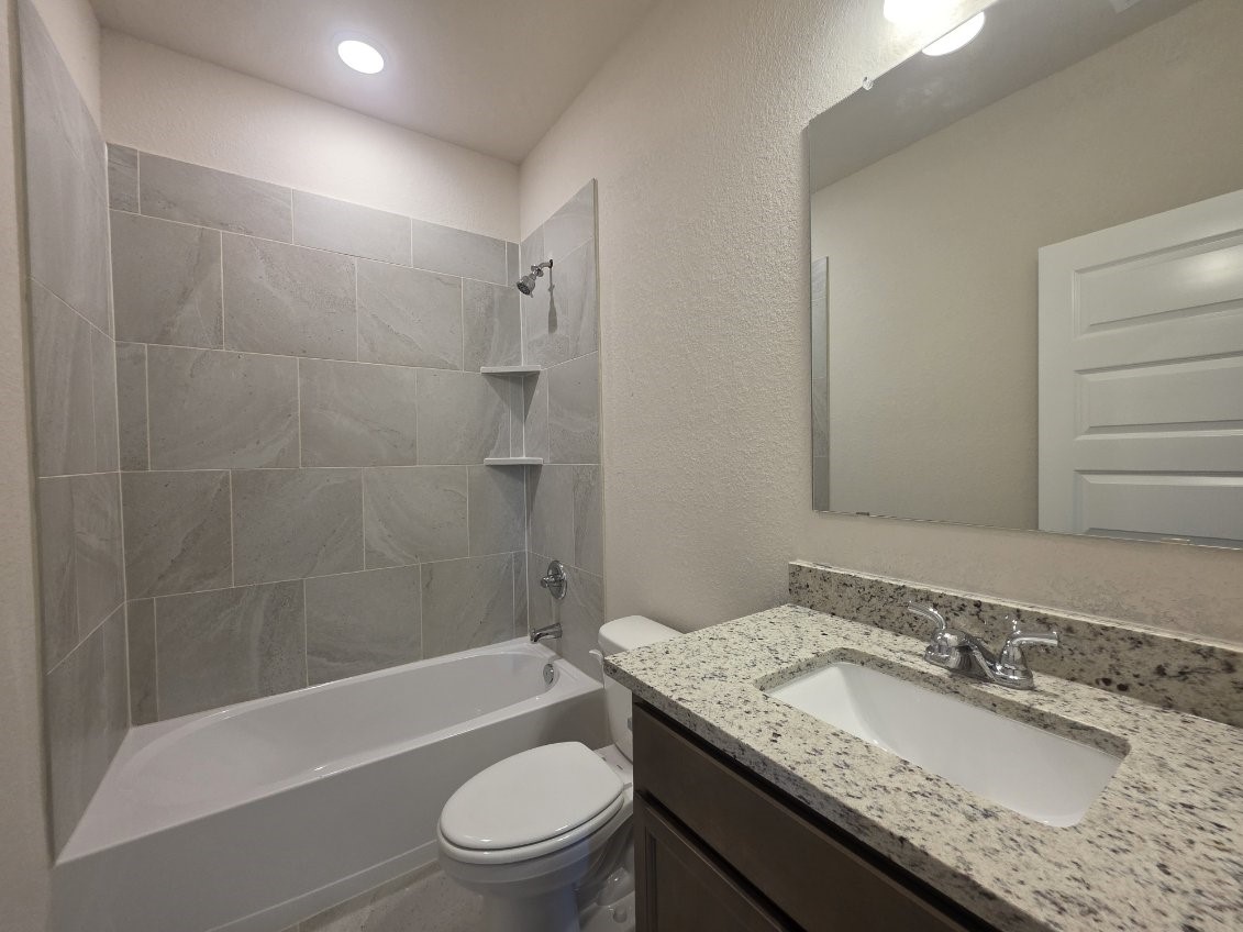 2051 Winepress Road Brenham, TX 77833 - Photo 17 of 21