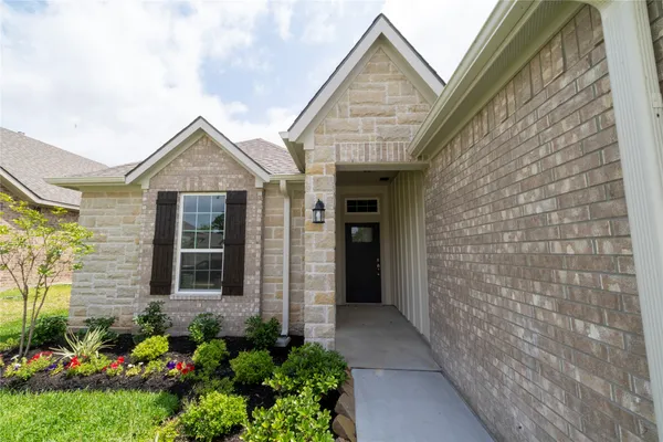 $330,900 | 2051 Winepress Road, Brenham, TX 77833