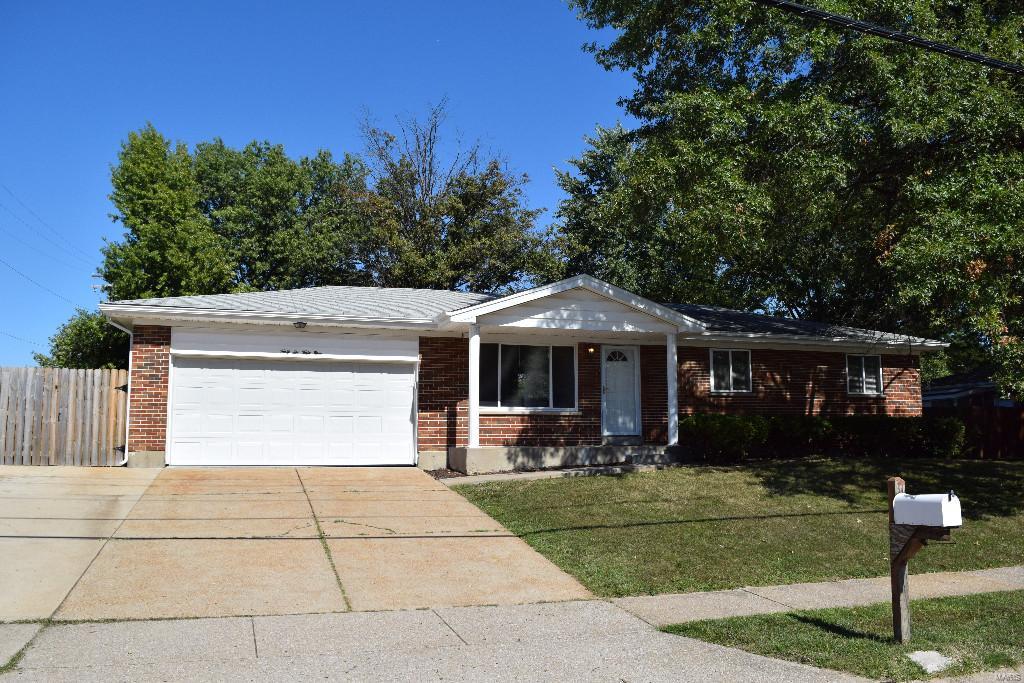 4659 Mattis Road St. Louis, MO 63128 - Photo 1 of 22 Gallery Image 1