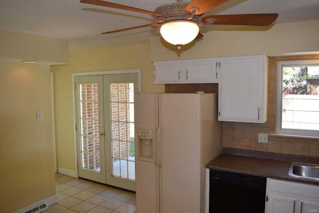 4659 Mattis Road St. Louis, MO 63128 - Photo 4 of 22 Gallery Image 4
