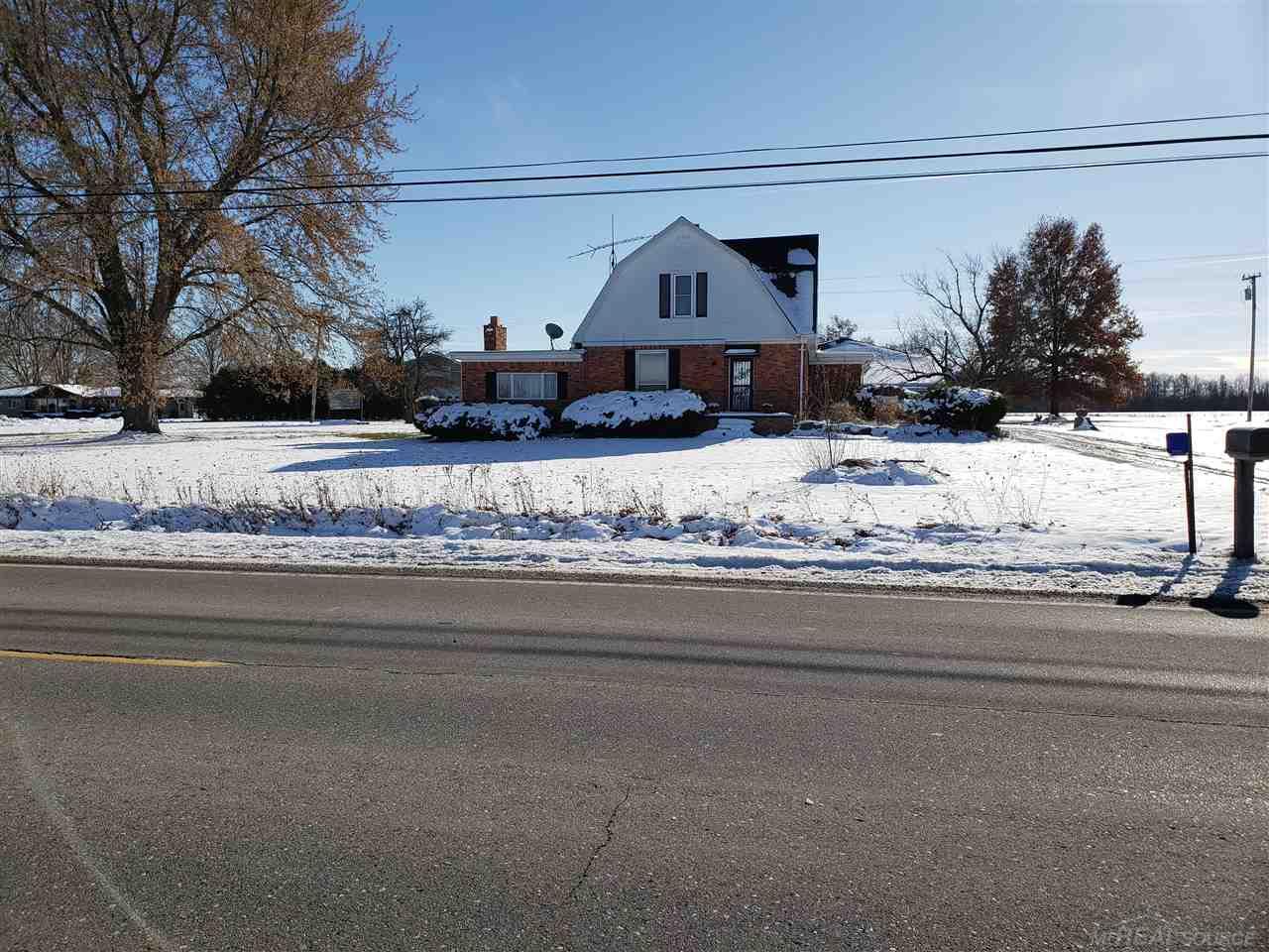 11119 Yale Road Yale, MI 48097 - Photo 3 of 20 50000373-2.JPG