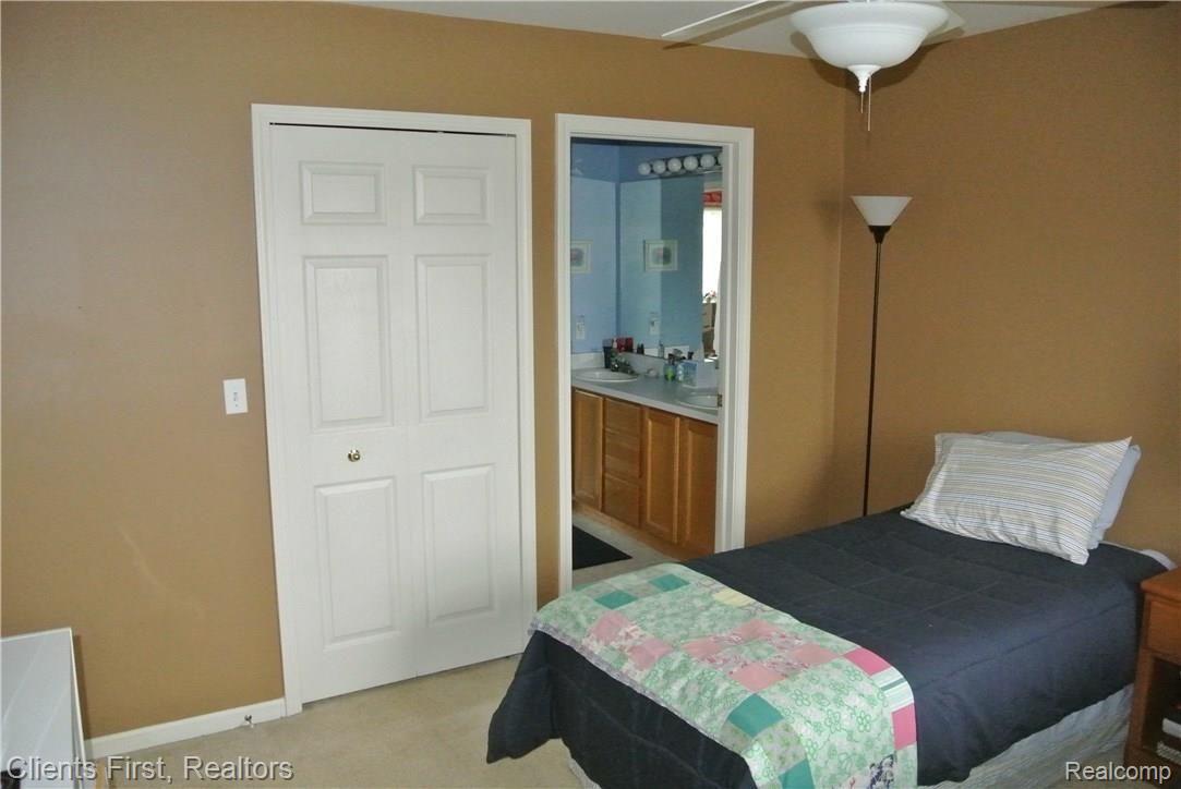 6958 Kennesaw Road Canton, MI 48187 - Photo 69 of 84 DSC_4345.JPG