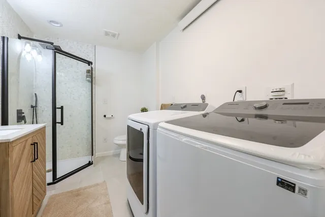 $745,000 | 6 Matthew Lane, Chelmsford, MA 01824