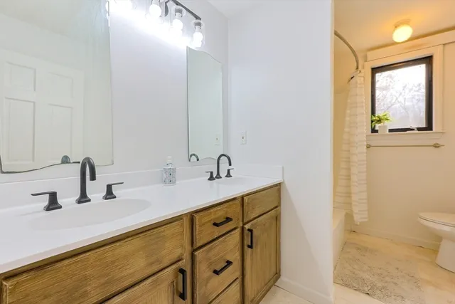 $745,000 | 6 Matthew Lane, Chelmsford, MA 01824