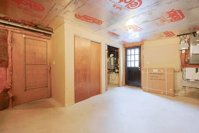 $745,000 | 6 Matthew Lane, Chelmsford, MA 01824