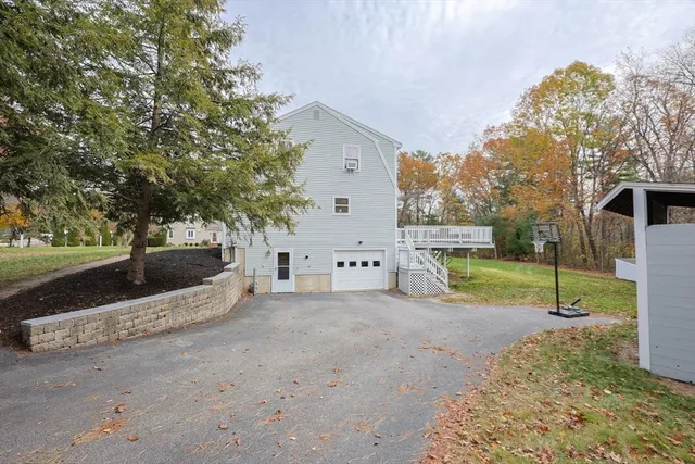 $745,000 | 6 Matthew Lane, Chelmsford, MA 01824