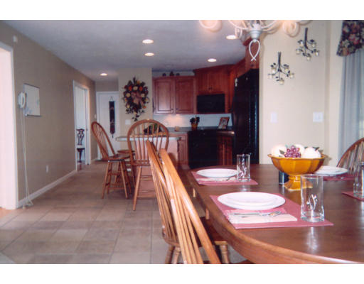 248 Mohawk Road Raynham, MA 02767 - Photo 2 of 6 Gallery Image 2