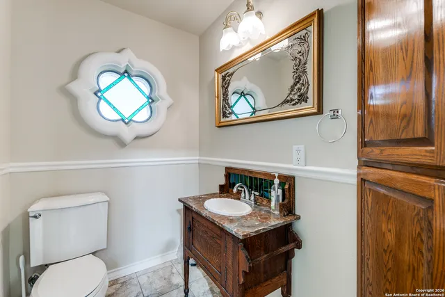 $5,000 | 104 South Warbler Way, Shavano Park, TX 78231