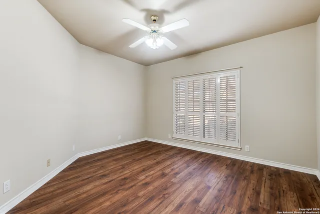 $5,000 | 104 South Warbler Way, Shavano Park, TX 78231